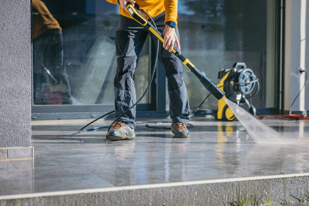 Professional Pressure Washing Services in Des Moines, WA